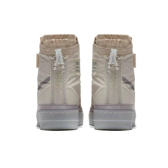 Nike Wmn’s Air Force 1 High Shell “Sail” - Picture 2 of 9